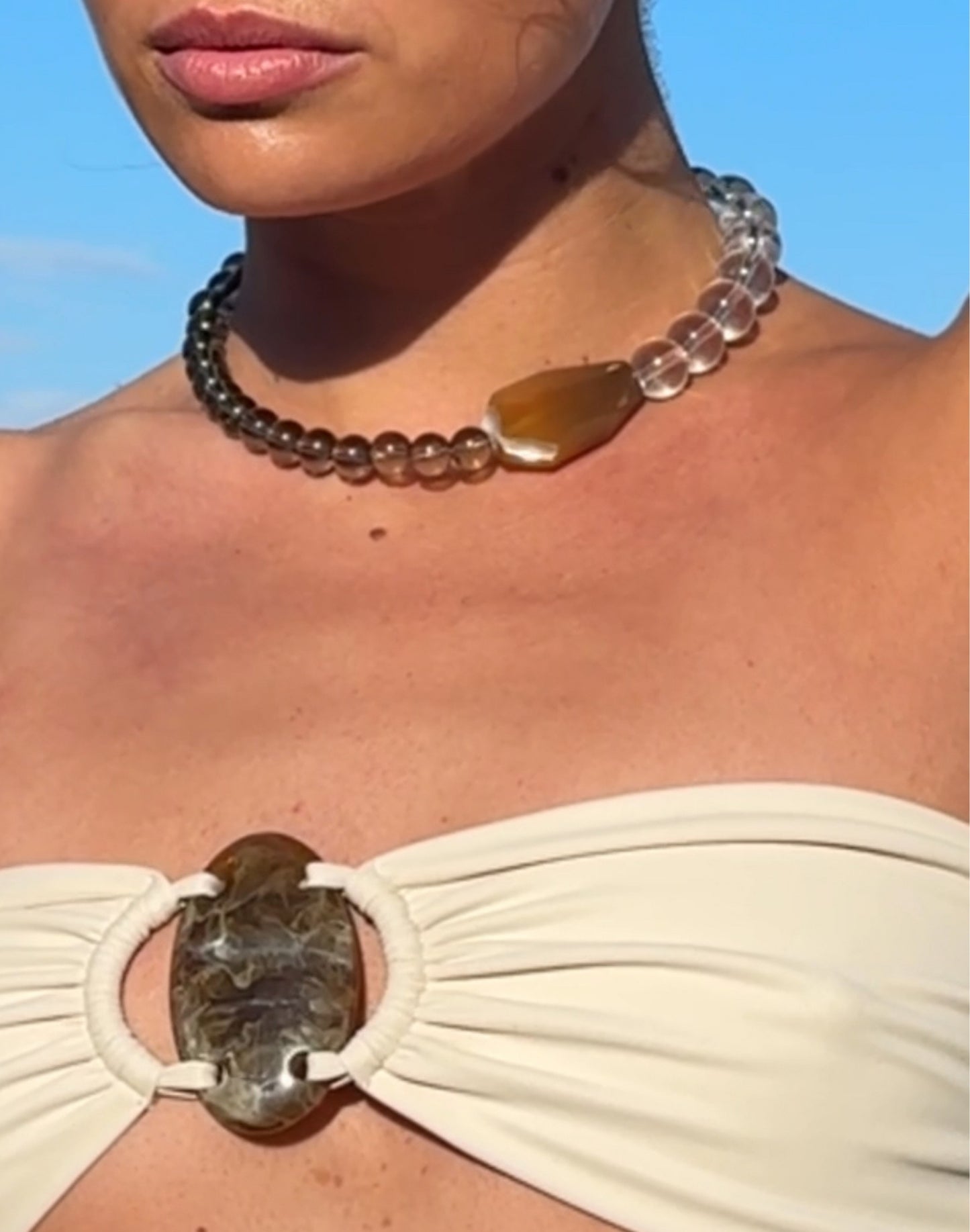 Rowie Necklace / Clear Quartz